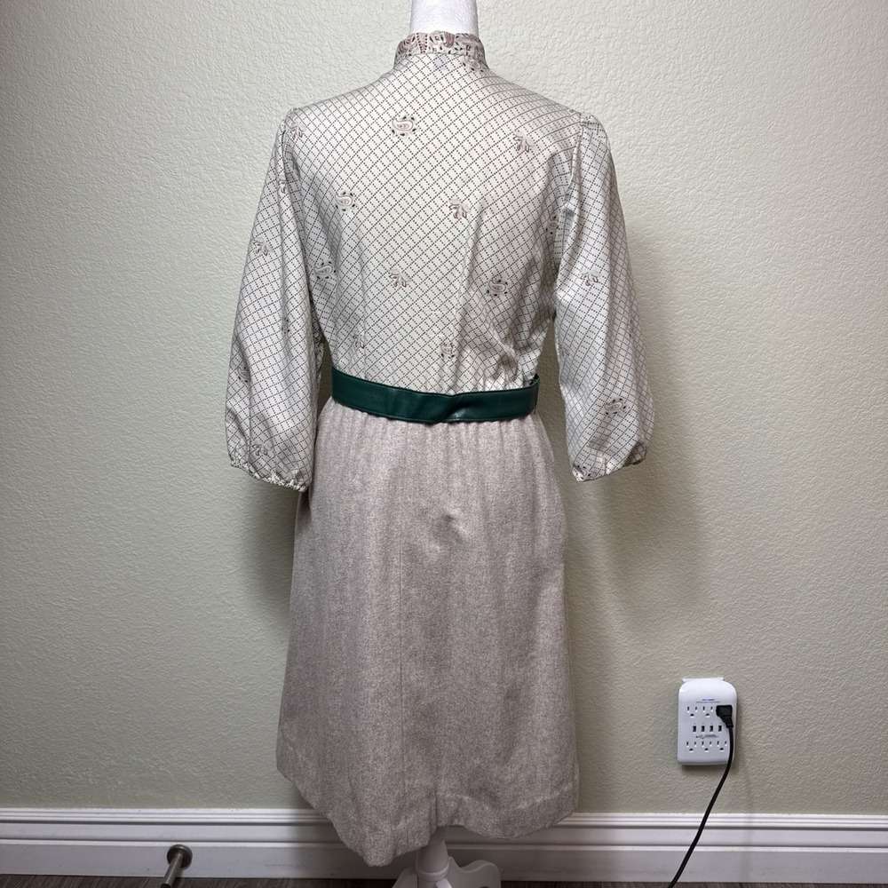 Vtg 1970s Shelby Place Mod Geometric Paisley Mock Neck Belted Skirt Dress 8 USA - Picture 4 of 9